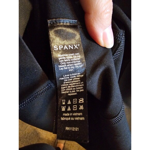 High waisted spanx by Sara Blakely size small - Picture 8 of 8